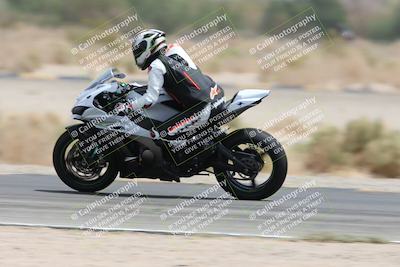 media/May-05-2025-Moto Forza (Mon) [[3c1838c5e5]]/2-B Group/Session 3 (Panning Test Turn 14 Inside)/